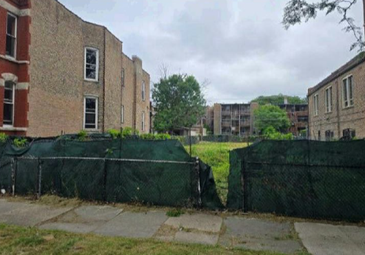 Vacant Lot in Bronzeville Site of three unit multi-family development in Chicago's Bronzeville neighborhood